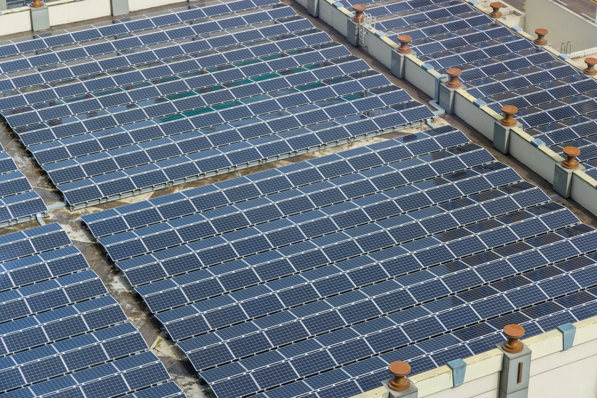 Panneau solaire copropriété : vers une énergie verte et des économies conséquentes